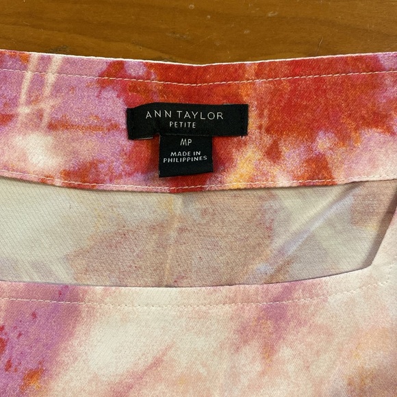 Ann Taylor pink tie dye square neck cropped shirt - Picture 2 of 3